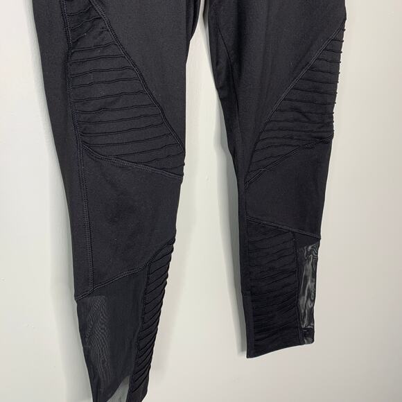 PINK VS Ultimate Leggings Black Medium - Picture 2 of 5